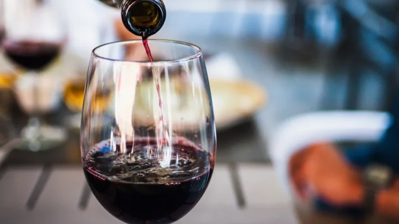 Intoxicação por metanol: vinho e cerveja também podem ser contaminados?